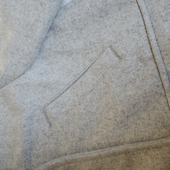 🆕️ GAP GIRLS GREY WOOL COAT 🤍 - Picture 4 of 10